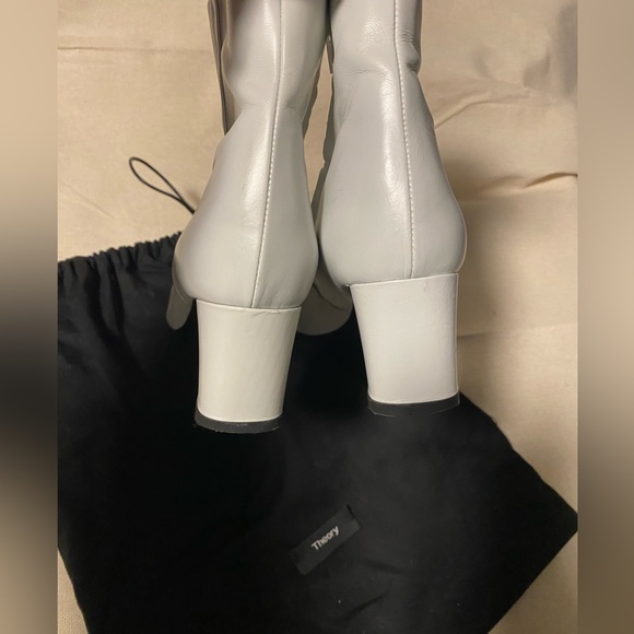 Theory White Boots - Picture 4 of 5